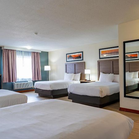 Quality Inn Milan-Sandusky Екстериор снимка