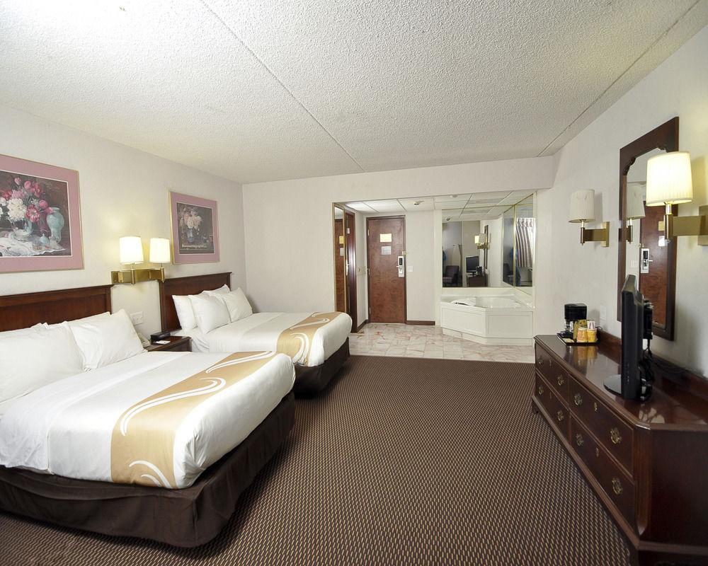 Quality Inn Milan-Sandusky Екстериор снимка