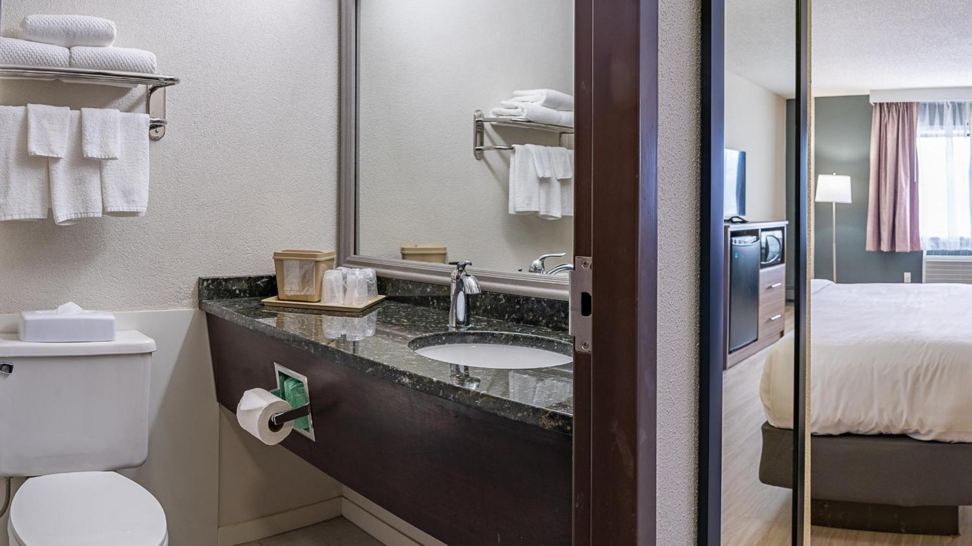Quality Inn Milan-Sandusky Екстериор снимка