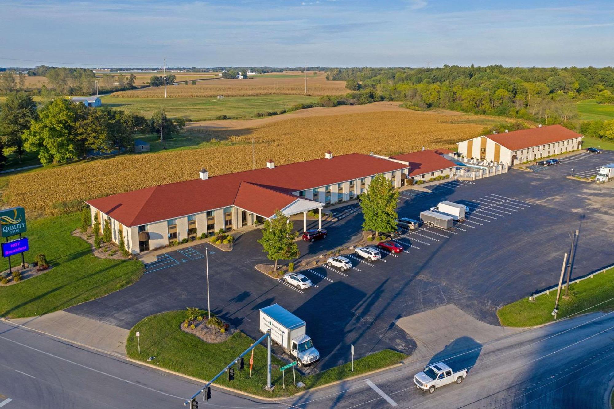 Quality Inn Milan-Sandusky Екстериор снимка